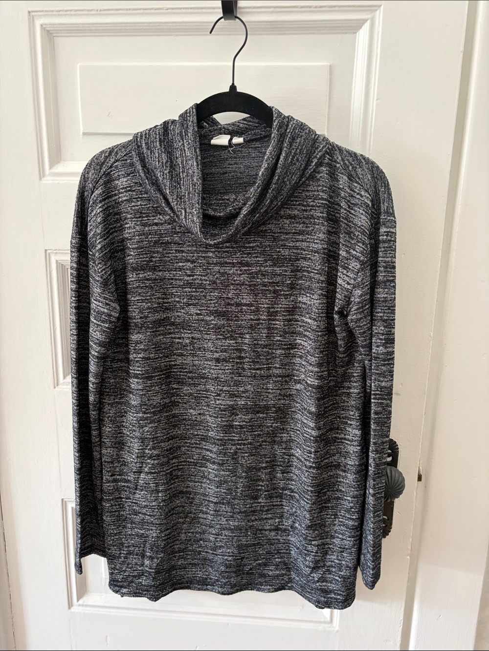 GAP Women's Black & Gray Marled Cowl Neck Long Sleeve Top